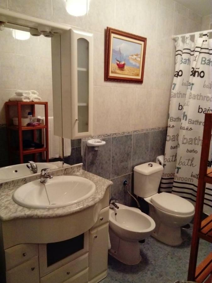 Apartamento Dos Aceras Малага Екстериор снимка