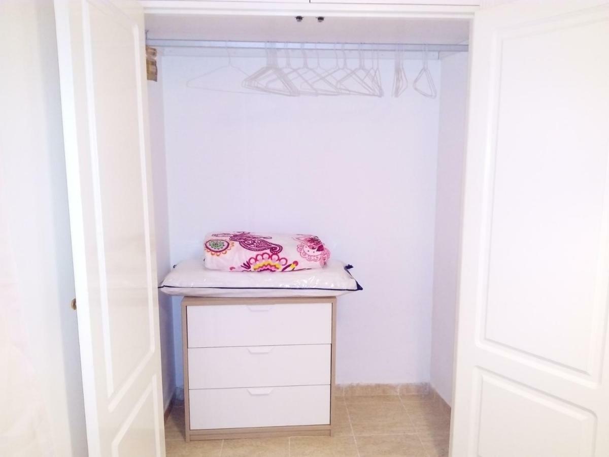Apartamento Dos Aceras Малага Екстериор снимка