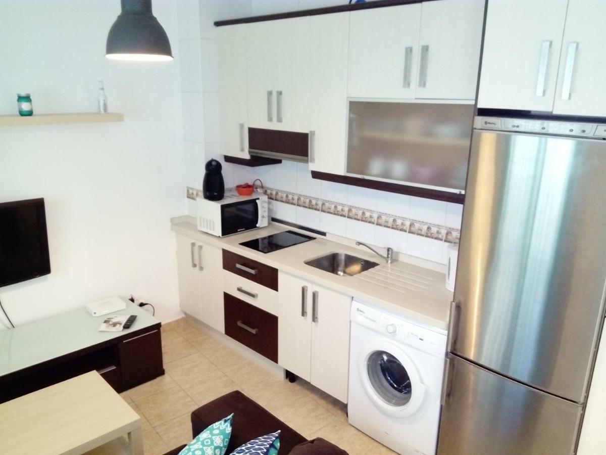 Apartamento Dos Aceras Малага Екстериор снимка