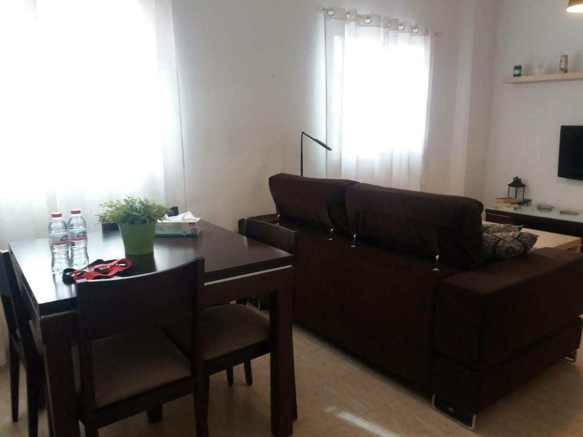 Apartamento Dos Aceras Малага Екстериор снимка
